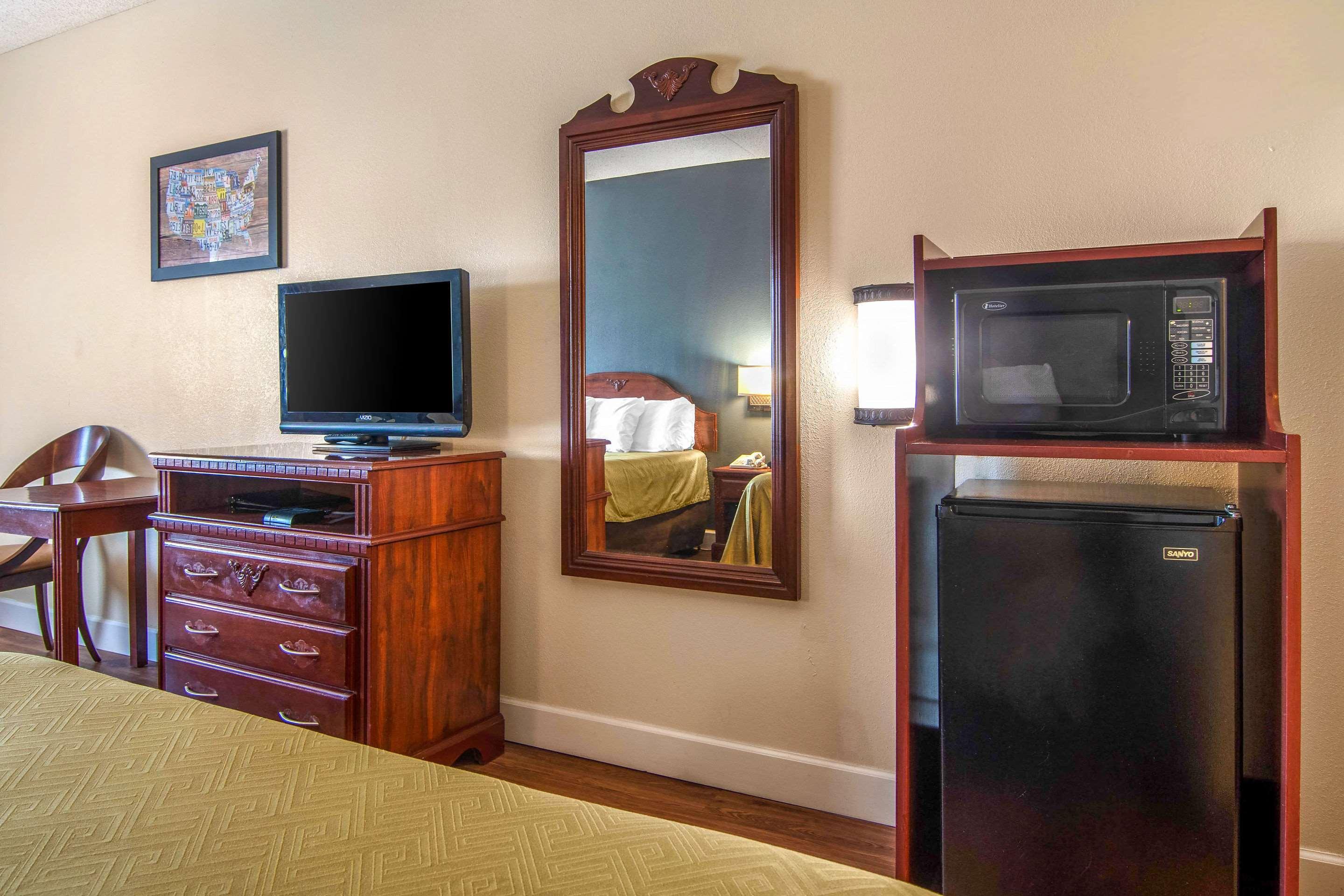 Econo Lodge Inn & Suites Fort Oglethorpe Ngoại thất bức ảnh