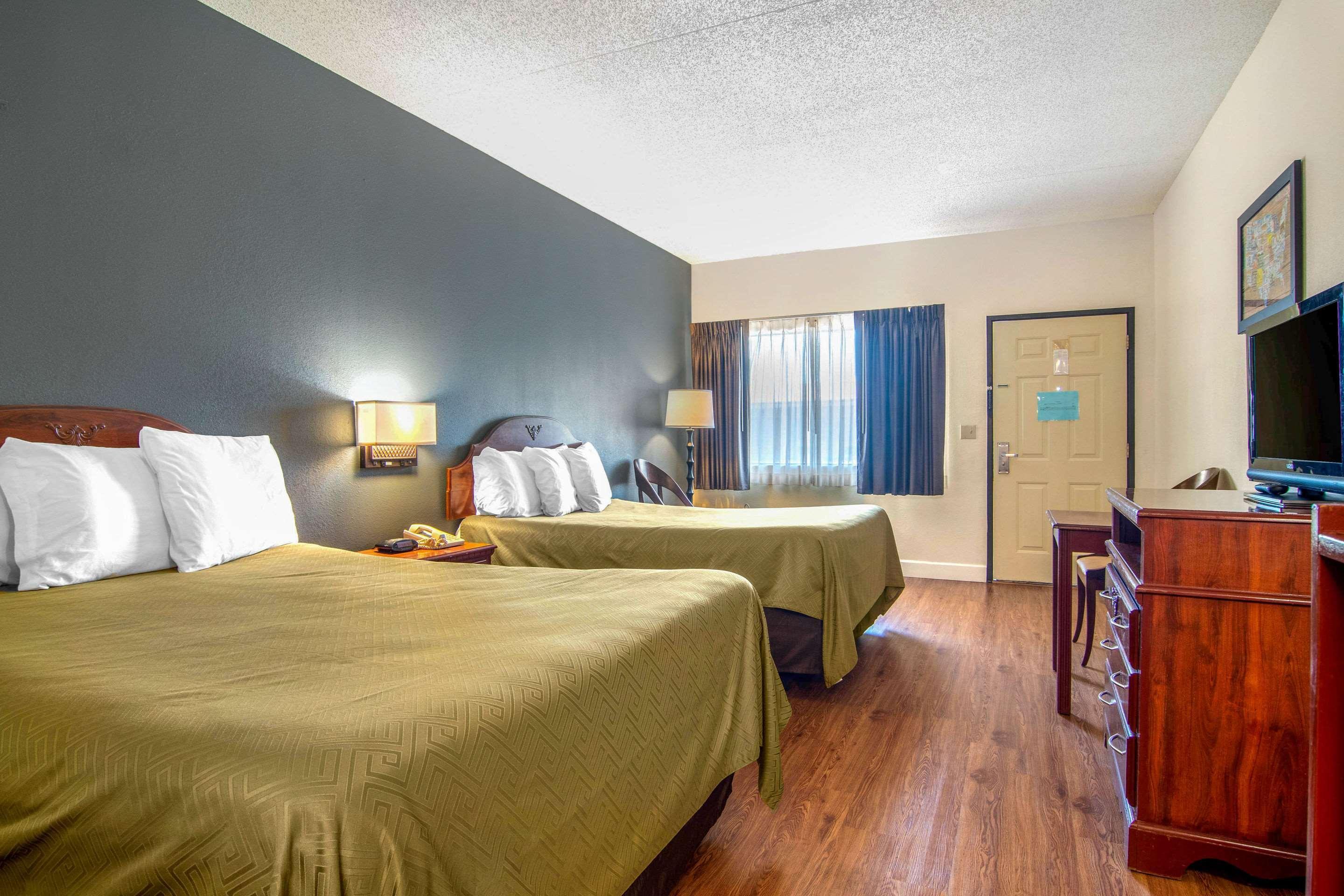 Econo Lodge Inn & Suites Fort Oglethorpe Ngoại thất bức ảnh
