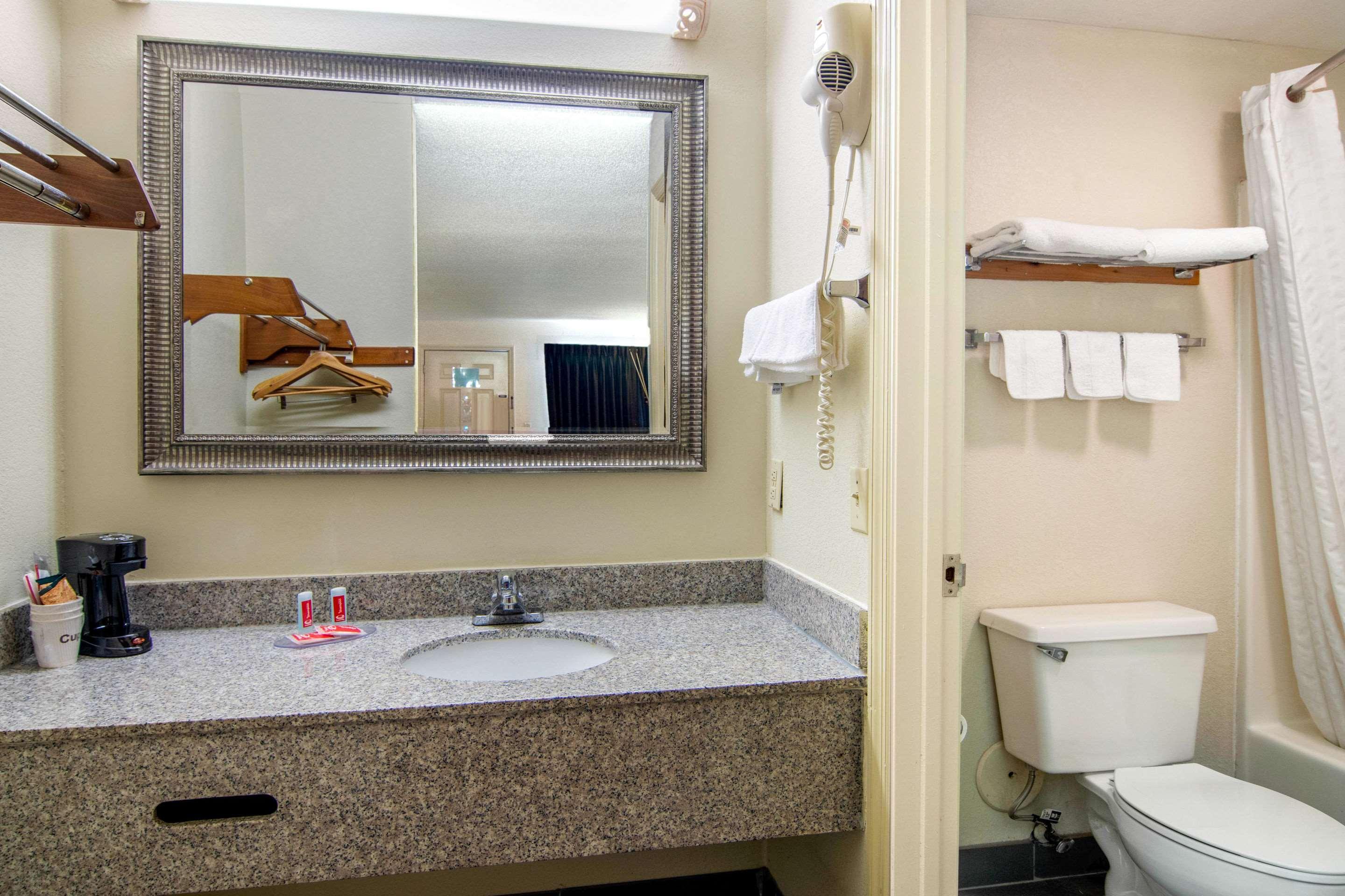 Econo Lodge Inn & Suites Fort Oglethorpe Ngoại thất bức ảnh
