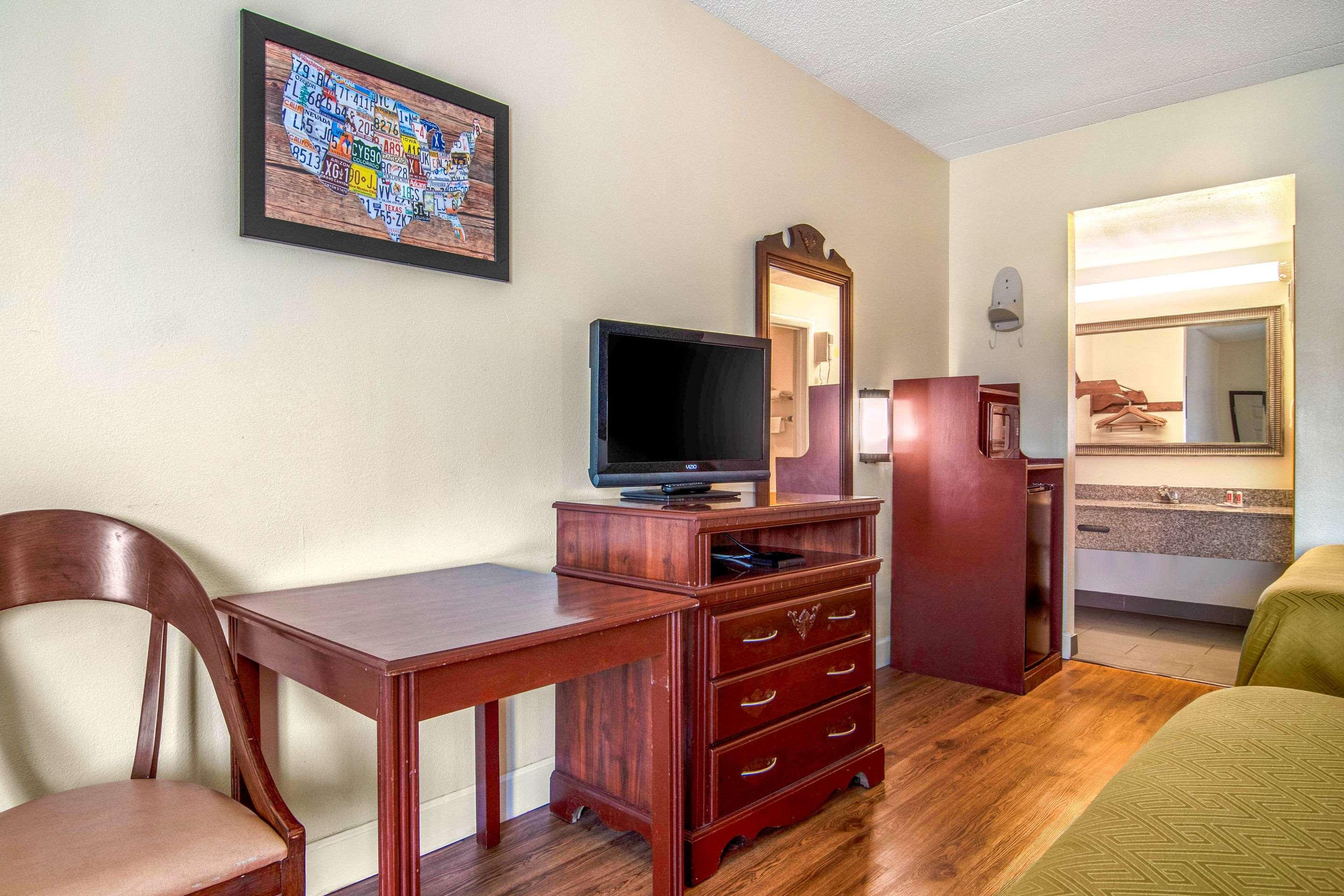 Econo Lodge Inn & Suites Fort Oglethorpe Ngoại thất bức ảnh